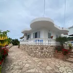 Elisabet Seaside Ksamil