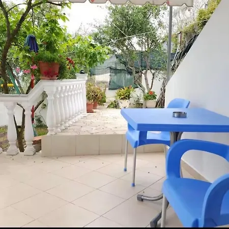Elisabet Seaside Appartement Ksamil