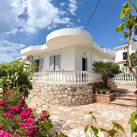 Elisabet Seaside Appartement Ksamil